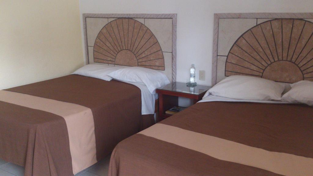 Hotel Albatros Palace Manzanillo Zimmer foto