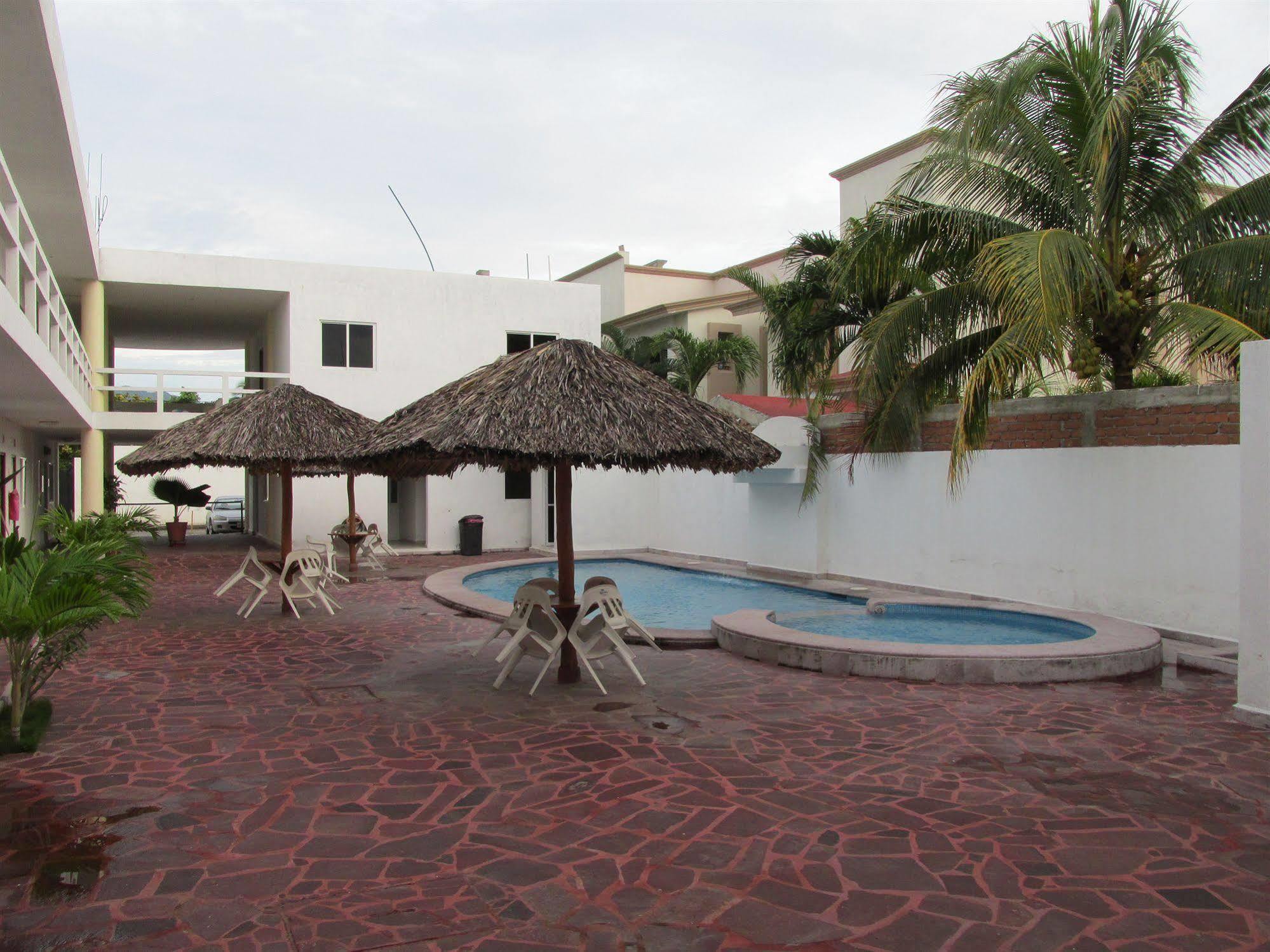 Hotel Albatros Palace Manzanillo Exterior foto