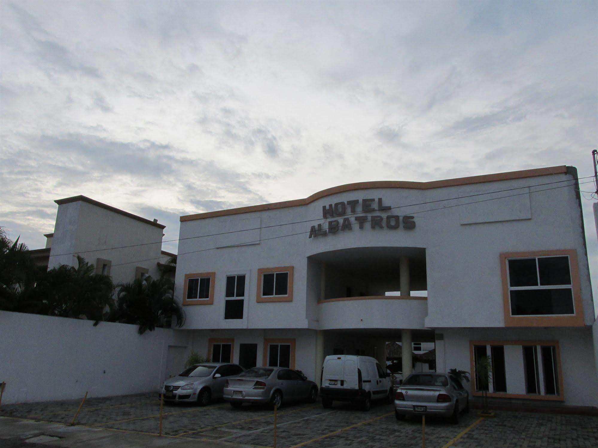 Hotel Albatros Palace Manzanillo Exterior foto